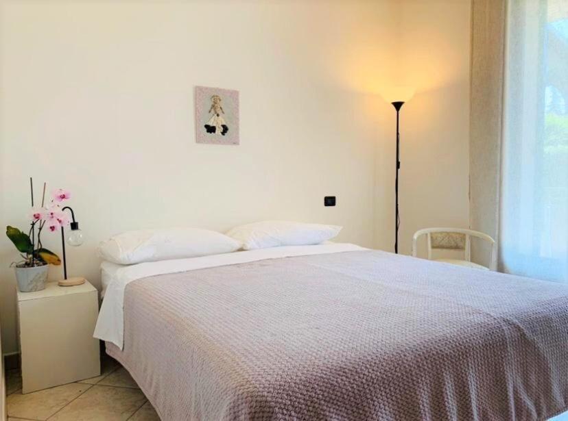 Casa Ulivi Bianco Διαμέρισμα Rivoltella del Garda Εξωτερικό φωτογραφία